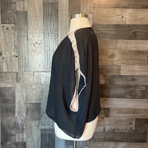 Solitaire tunic top medium boho black cream crochet witchy dark feminine summer - Picture 6 of 10
